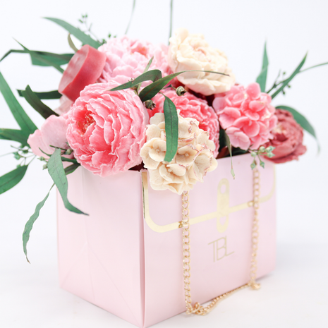 Mixed Red & Pink Pink Box 10-12 Flowers SoapFleur Forever Soap Bouquet with Dehydrated Botanicals
